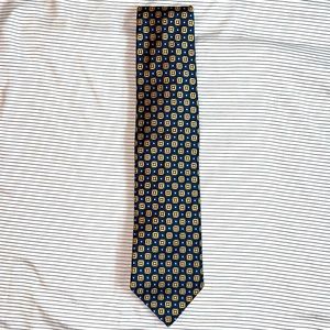 Charles Tyrwhitt 100% Handmade Silk Tie